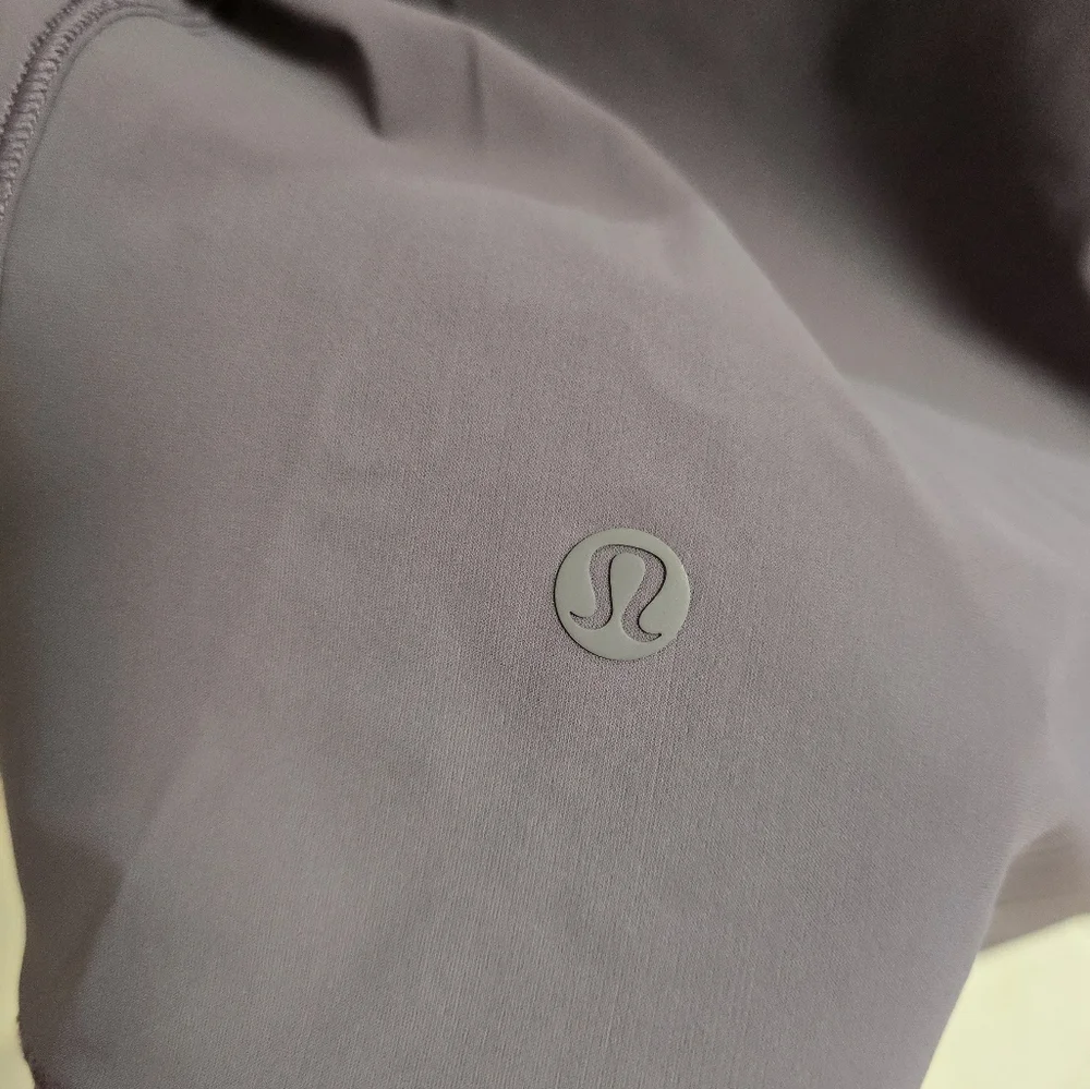 lululemon athletica size excellent